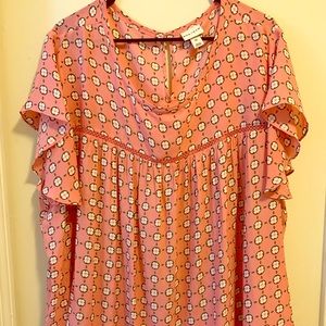 💕🌻Ava & Viv Flowy Chiffon Top